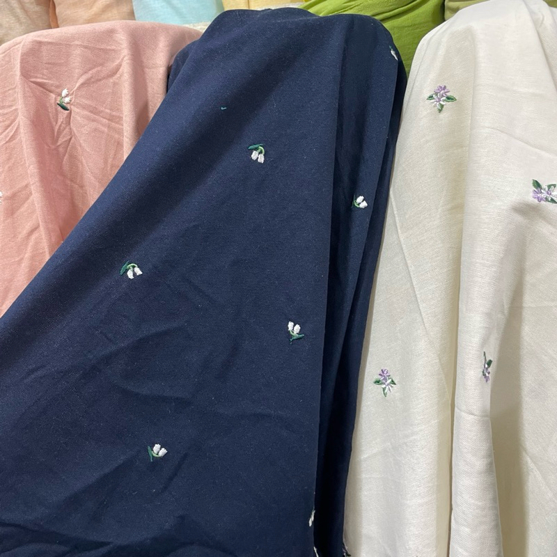 KATUN ผ้าคอตตอนปักลินินผ้าป่า (ราคา 0.5mtr/50cm)