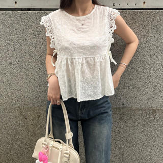 CLOTHIER | Millie Lace Top - Atasan Wanita Baby Doll Embroidery White Putih Renda Lace