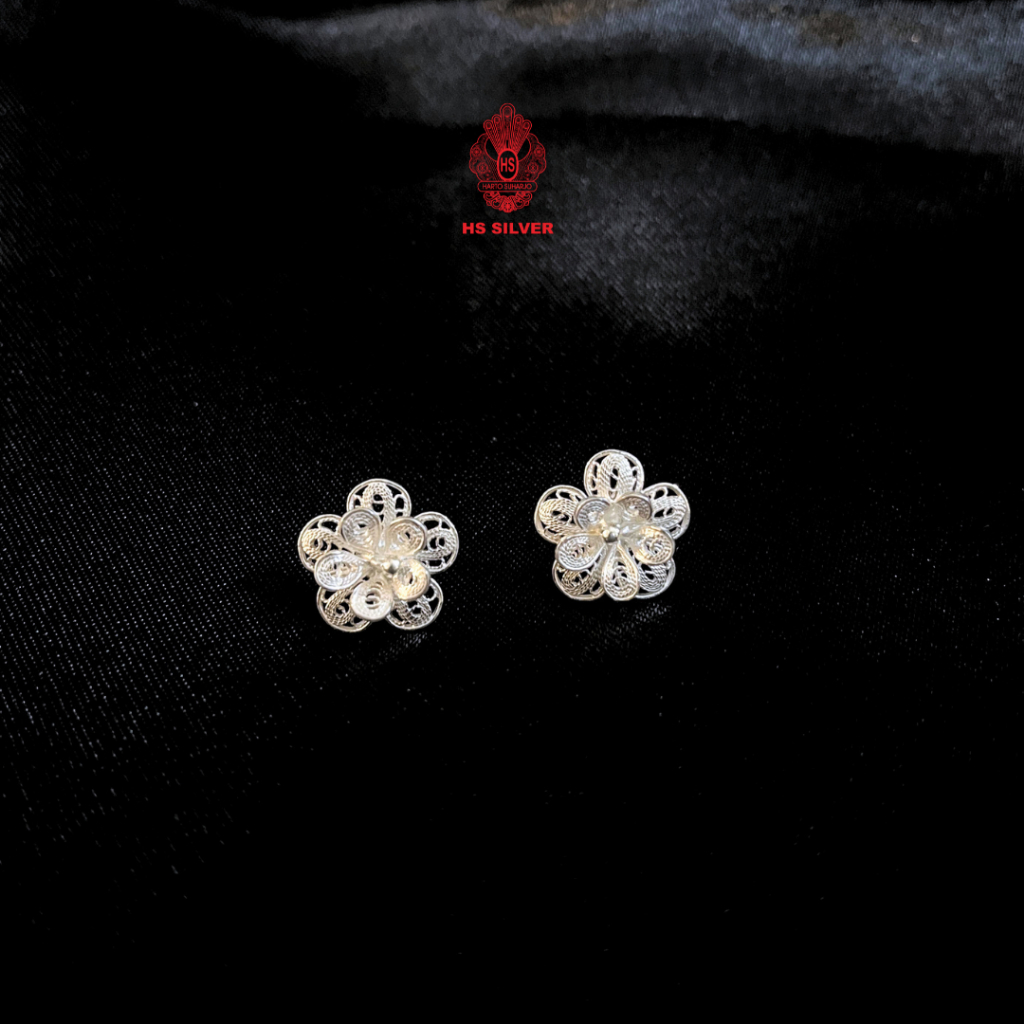 MAWAR ต่างหูสตั๊ด Sari เงินแท้ 925 Rose Flower Sari | ชั่วโมงเงิน