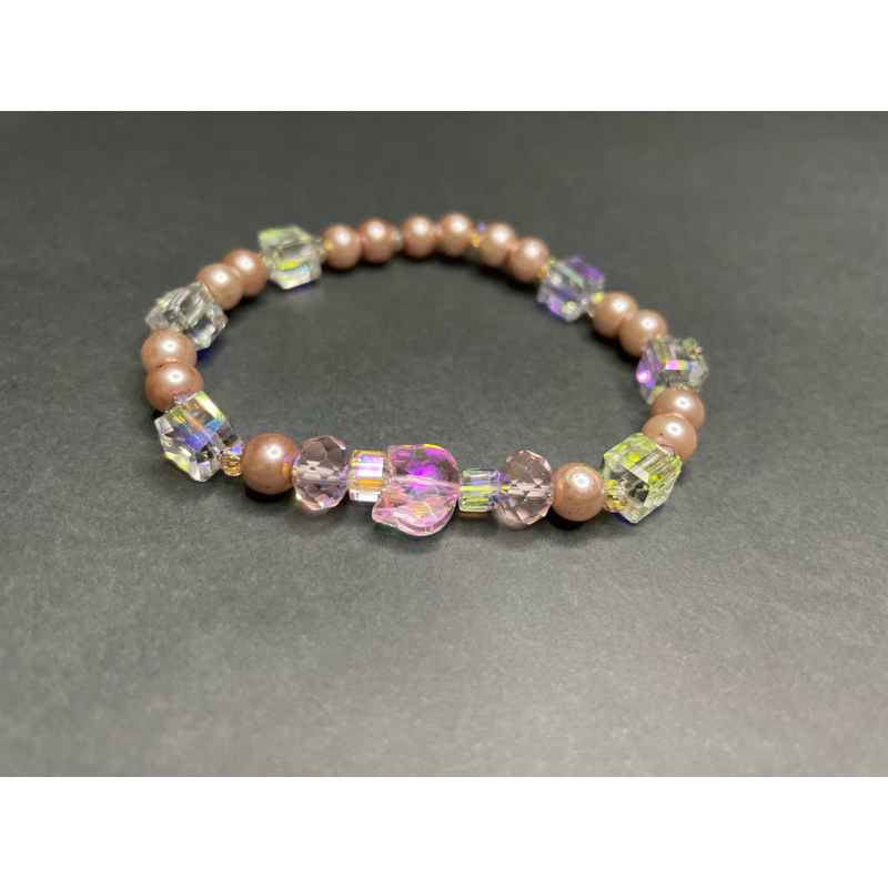 สร้อยข้อมือมุกผสมคริสตัลเช็ก 3A/AAA และ K9 Cat