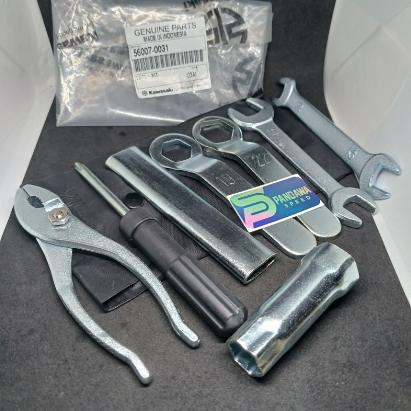 ชุดเครื่องมือกุญแจรถจักรยานยนต์ชุด Toolkit Ninja 150 R Rr Ss Original 56007-0031