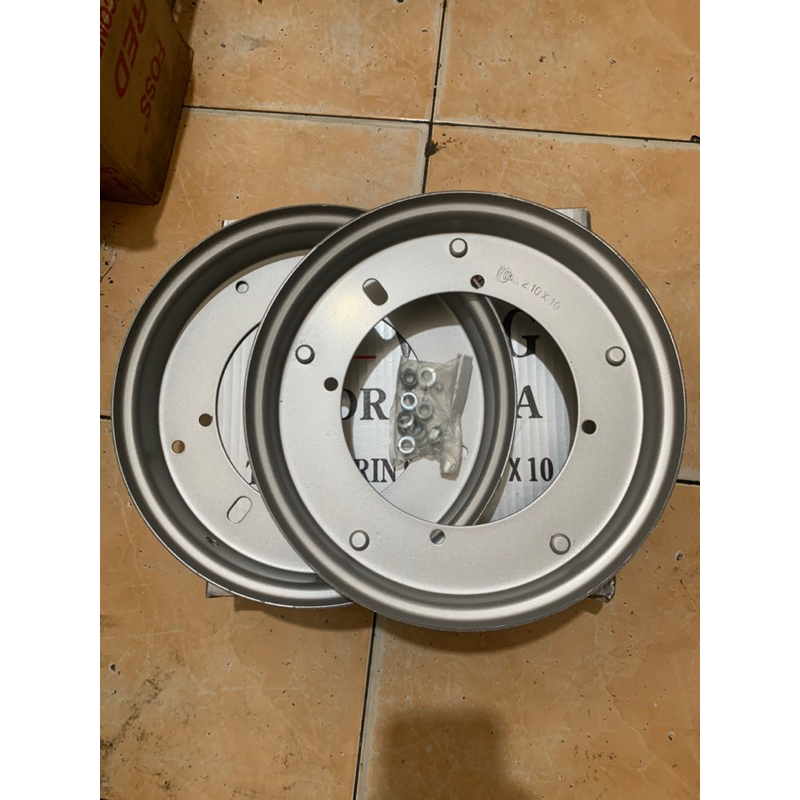 Velk Rim Velek Vespa Super Bajaj Ring 8 Romaterial To Ring 10