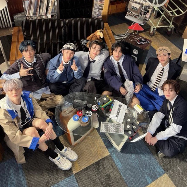 Pc JENO HAECHAN DOYOUNG KIHNO HELLO FUTURE POP UP RESONANCE JAPAN INDIVIDUAL LENTI HOMEKIT ID BEYOND