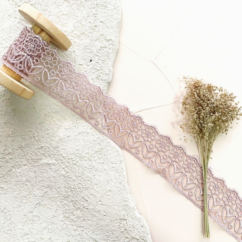 VIP Lace 2 T011 ปักลูกไม้กระเบื้องต่อม้วน