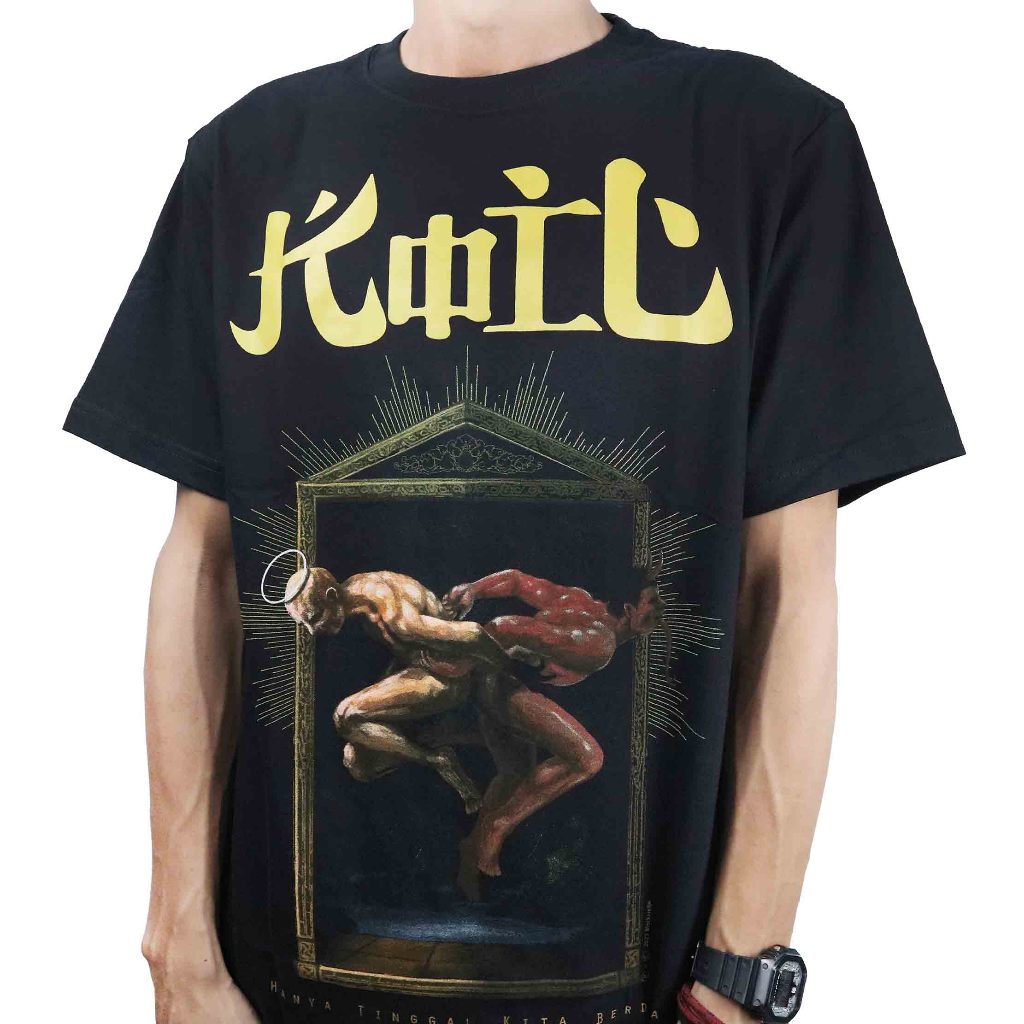 ม้วนต้นฉบับ - เสื้อยืด WE PRAY