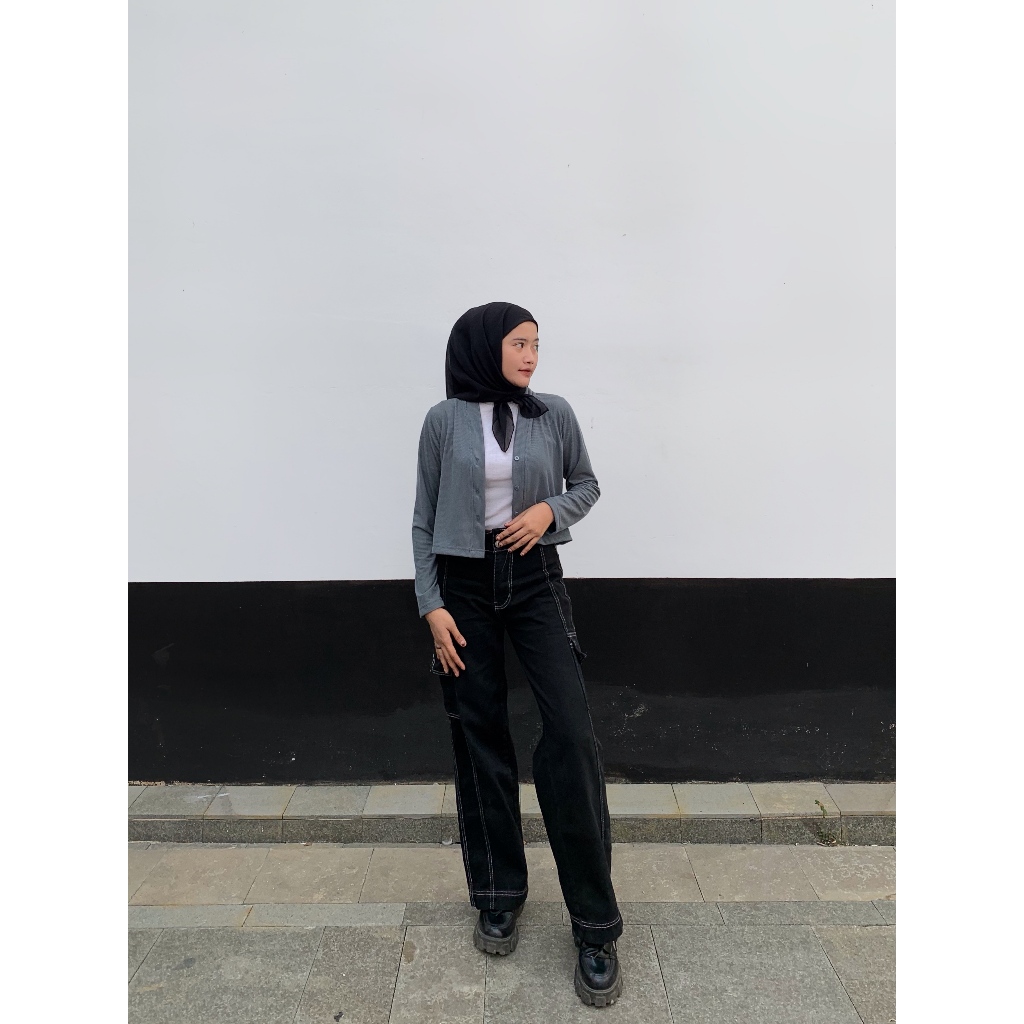 Woodlays คาร์ดิแกน Crop Regular Anora