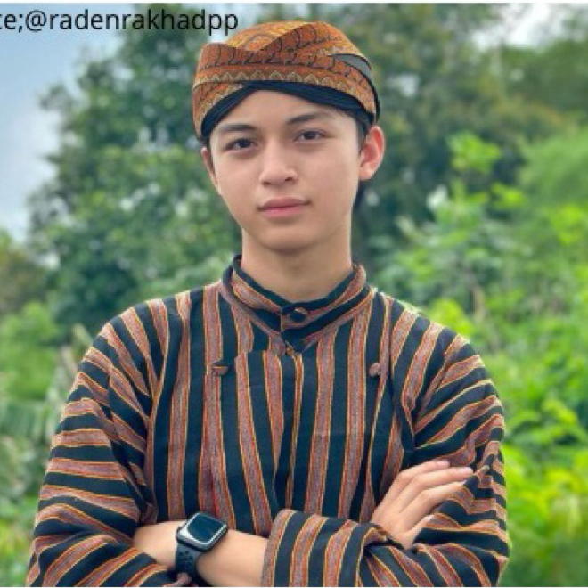 เสื้อ Lurik ฟรีพร้อม Batik Blangkon / เสื้อ Javainese พร้อม Bonus Blangkon / Surjan Lurik พร้อม Bonu