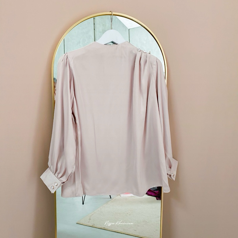 SEVIRA BLOUSE REJECT BYNISSAKHOIRINA-BLOUSE REJECT BYNISSAKHOIRINA-SEVIRA BLOUSE-REJECT-DEFECT