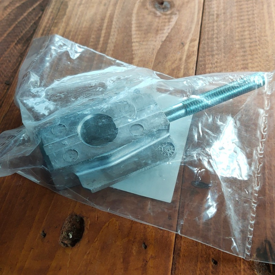 ชุดต่างหูโซ่ Kawasaki W175 ดั้งเดิม