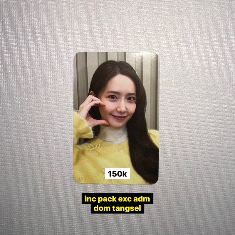 [หนังสือ] YOONA YOONITE PHOTOCARD HAND MIRROR