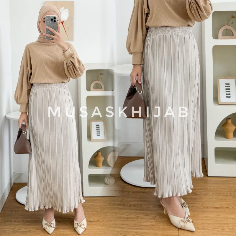 Centi WAVY UMBRELLA PLISKET SKIRT / WAVY UMBRELLA PLISKET SKIRT / CODE 036