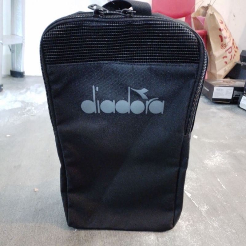 กระเป๋า กระเป๋ารองเท้า Dia Dafi