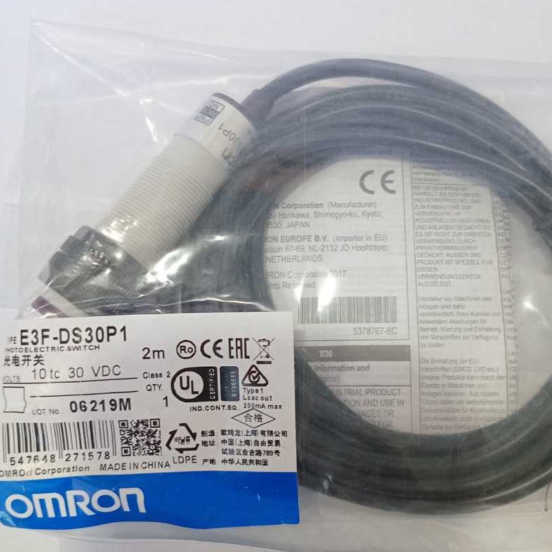 E3F-DS30P1 E3F DS30P1 PNP OMRON สวิตช์เซ็นเซอร์ตาแมวแบบกระจาย