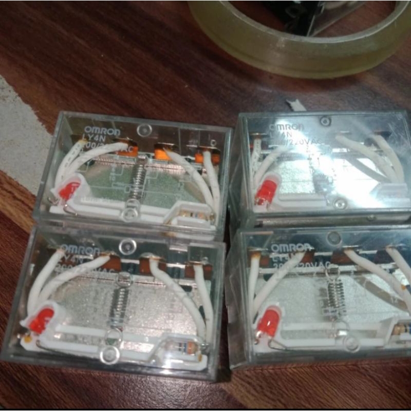 ต้นฉบับ OMRON LY4N 220VAC RELAY
