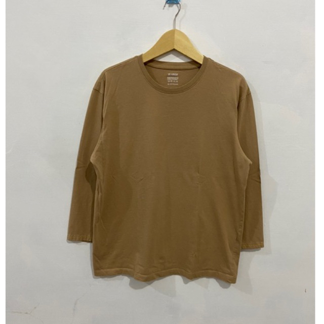 เสื้อยืด GIORDANO LONGSLEEVE