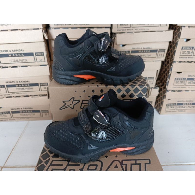 Pro Att Magnet MGA 490 V รองเท้าเด็ก