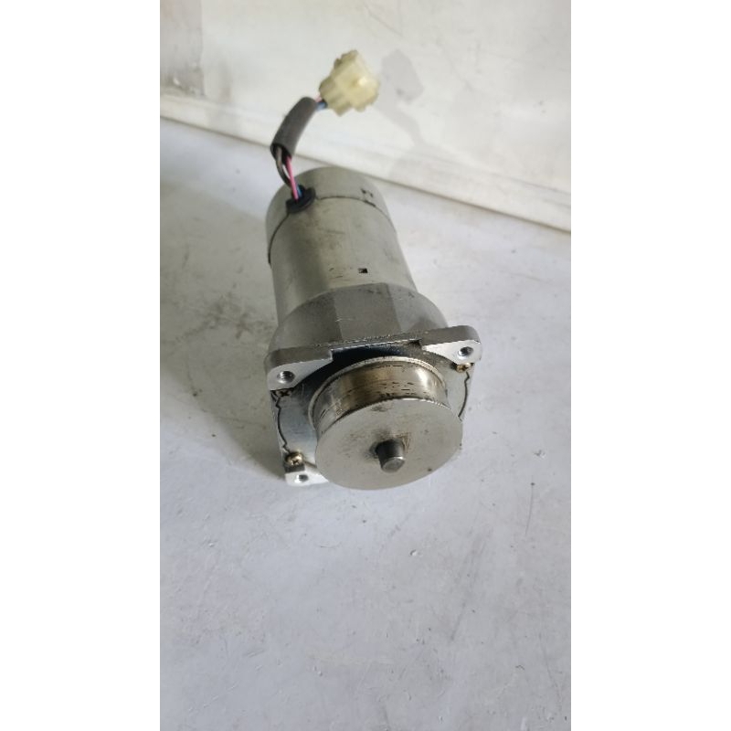 MCG-30B6 DC Dynamo GEAR HEAD MOTOR DC 20V RPM 200rpm