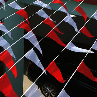 50 meter 150 pcs bendera segitiga kain renceng warna warni / bendera merah putih karnaval / hut RI bendera dirgahayu RI 17 agustus / umbul umbul renteng