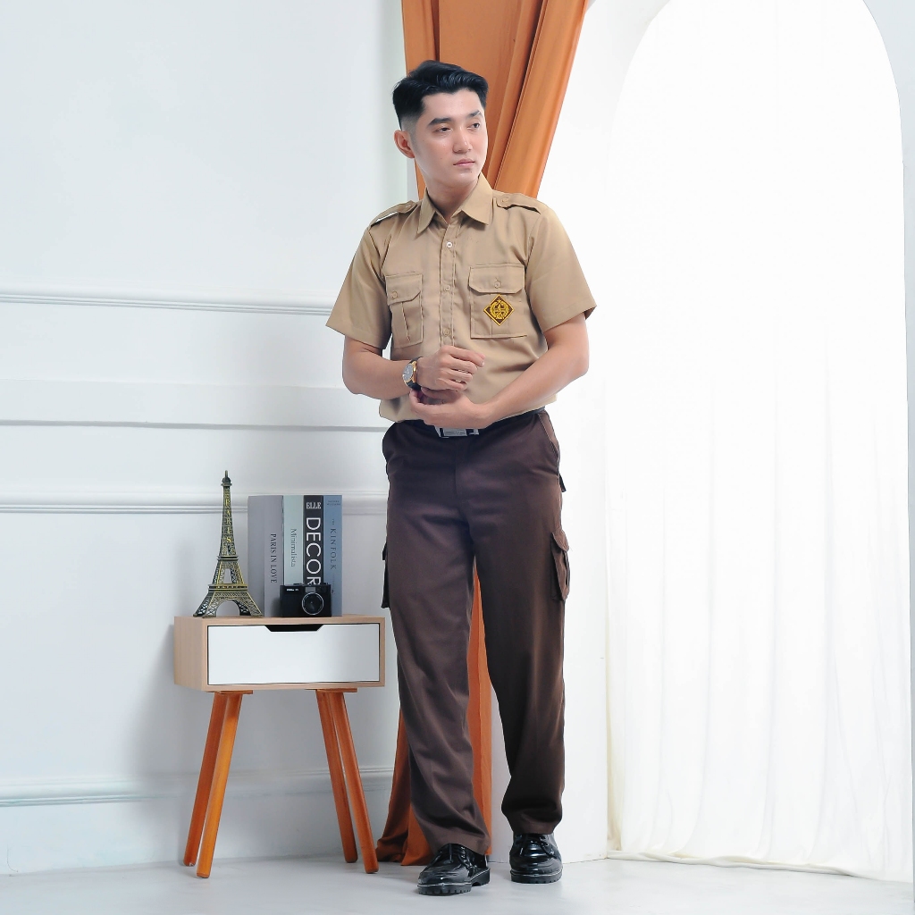 KEMEJA ARFALO - ชุดเครื่องแบบนักเรียนมัธยมต้น เสื้อลูกเสือแขนสั้น