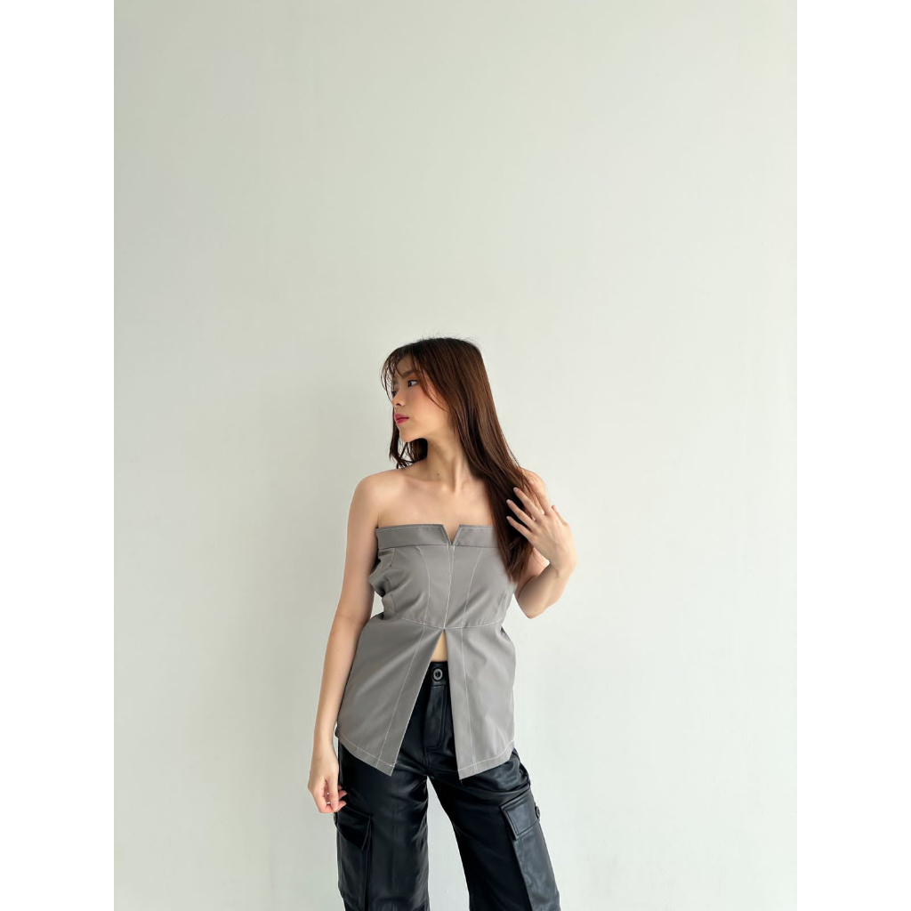 7j TRIVELA - ORLA TOP - Womens Tops - Contrast Womens Tops - Tube Tops - K-028 NKD