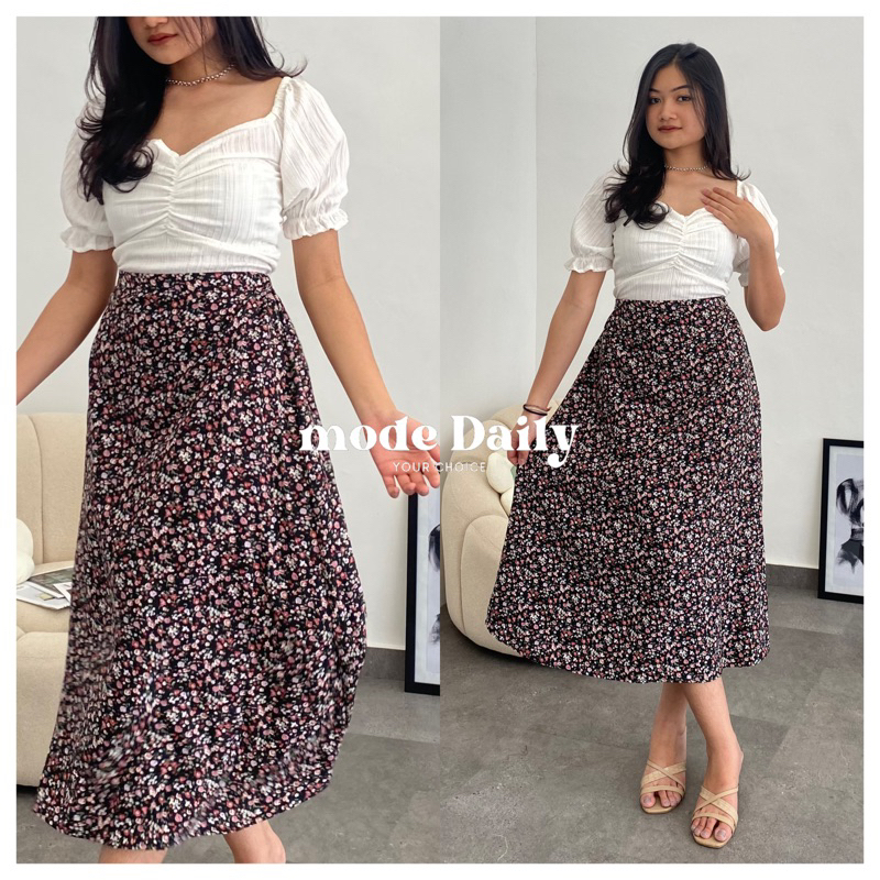 CRINGKLE SKIRT - กระโปรงดอกไม้ PATTERN