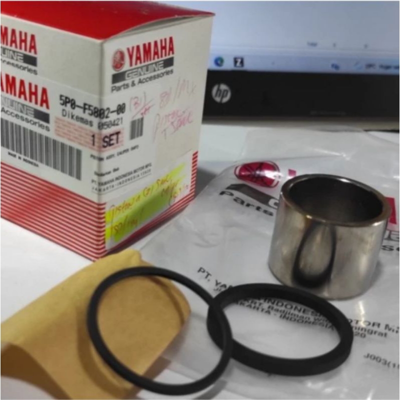 ลูกสูบคาลิปเปอร์ด้านหน้าของแท้ของแท้ Yamaha Vega ZR Jupiter MX Jupiter Zx Jup z1 Vega rr / 5P0-F5802