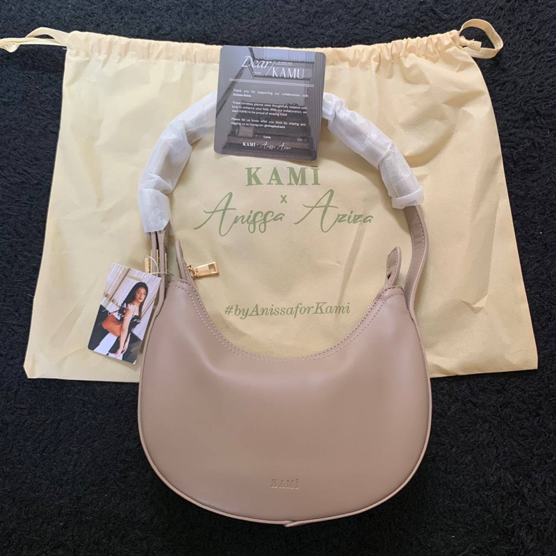 OUR กระเป๋า x Anissa Aza Alaia Bag Stone