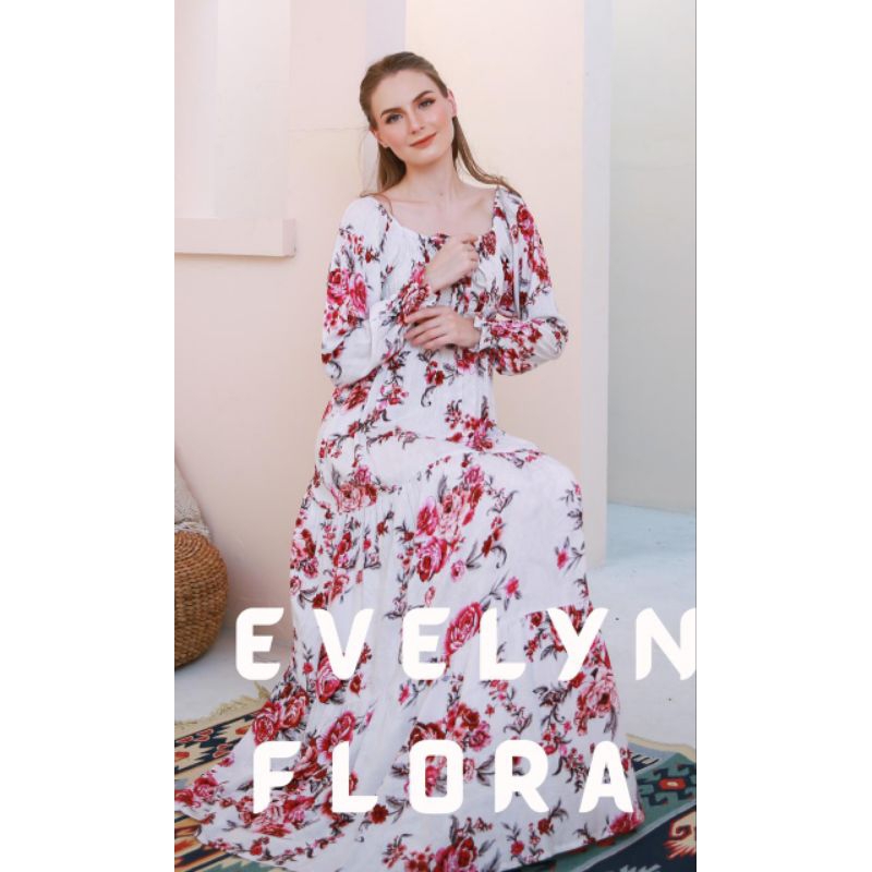 Evelyn Flora โดย Buttonscarves