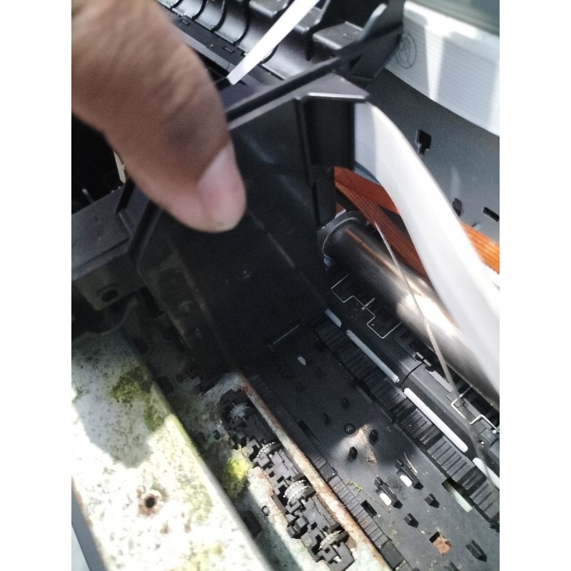 ปิดหัวแบบยืดหยุ่นที่ค้นหาหน่วยเครื่องพิมพ์ Epson L1300 T1100