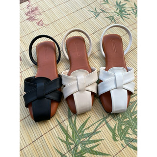 YONGYOHANA - Chesa Classic Sandal Wanita Kekinian Sendal Wanita Flat Terbaru