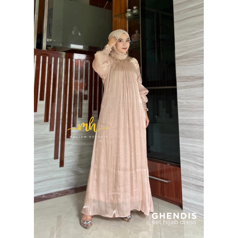 Gamis Shimmer Silk Plain Full Furring Jumbo Luxurious Ld 130 Viral Eid Dress Combine Squeen Ghendis 