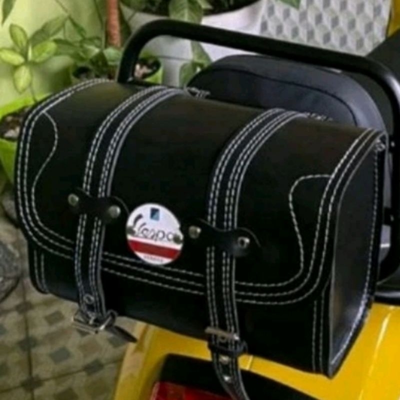 Hitam กระเป๋า VESPA BACK RACK สีดํา / อุปกรณ์เสริม VESPA