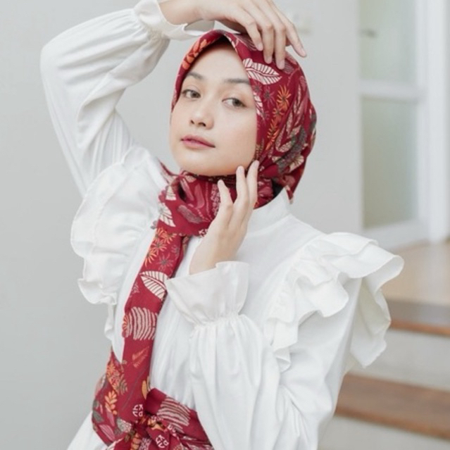 Koyu Hijab Square Viney Japan Motif New Leaf Square (Autumn Series)