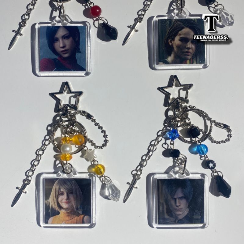 GANTUNGAN ลูกปัดพวงกุญแจกระเป๋า Resident Evil Leon S Kennedy Ada Wong Jill วาเลนไทน์ Ashley Graham พ