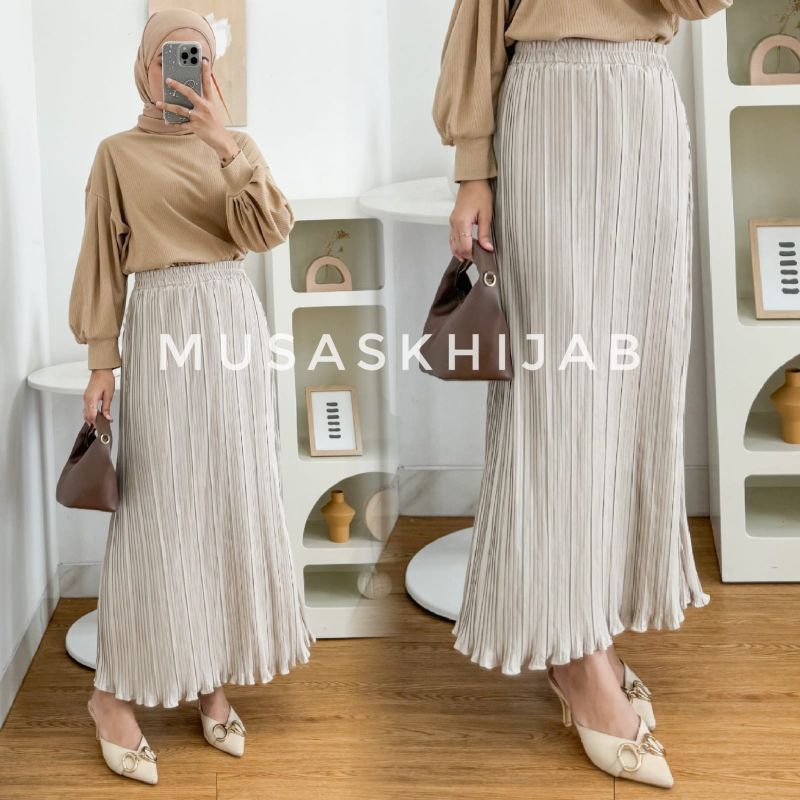 Centi WAVY UMBRELLA PLISKET SKIRT / WAVY UMBRELLA PLISKET SKIRT / CODE 036