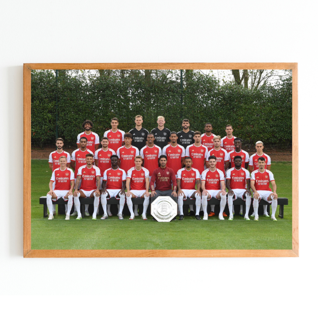 Kayu 2023/2024 Season Arsenal Squad Poster Plus กรอบไม ้ เรียบง ่ าย