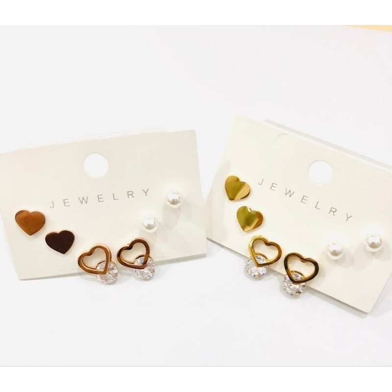 Fourfashion Titanium Love Stud ต่างหูชุด 3 ชิ้น AK046