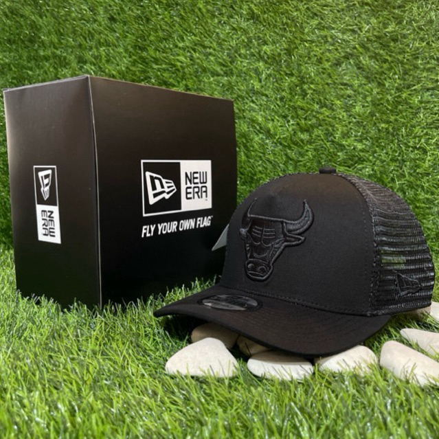 Bulls Logo Black On Black Trucker Full Tag NBA Premium Hat