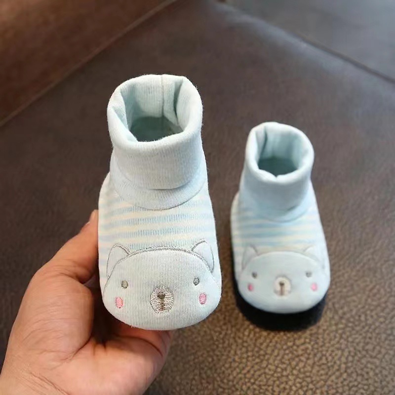 PB3 unisex Prewalker สําหรับเด็กและทารก / รองเท้าพื้นนุ่มพร้อมโมติฟสัตว์หมี