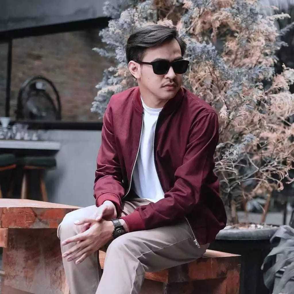 ผ้าใบพรีเมี่ยม BOMBER JACKET CANVAS BOMBER JACKET ELEGANT CANVAS BOMBER JACKET