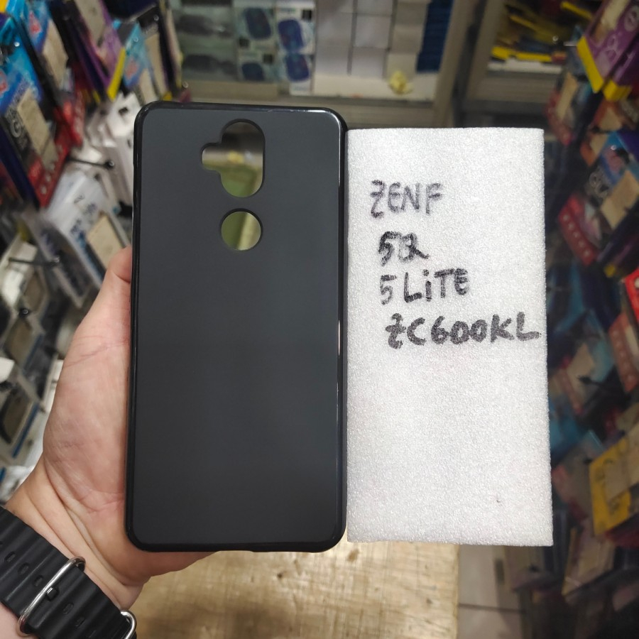 BLACK SILICONE RUBBER SOFT CASE ASUS ZENFONE 5Q / ZC600KL และ ANTI-SCRATCH