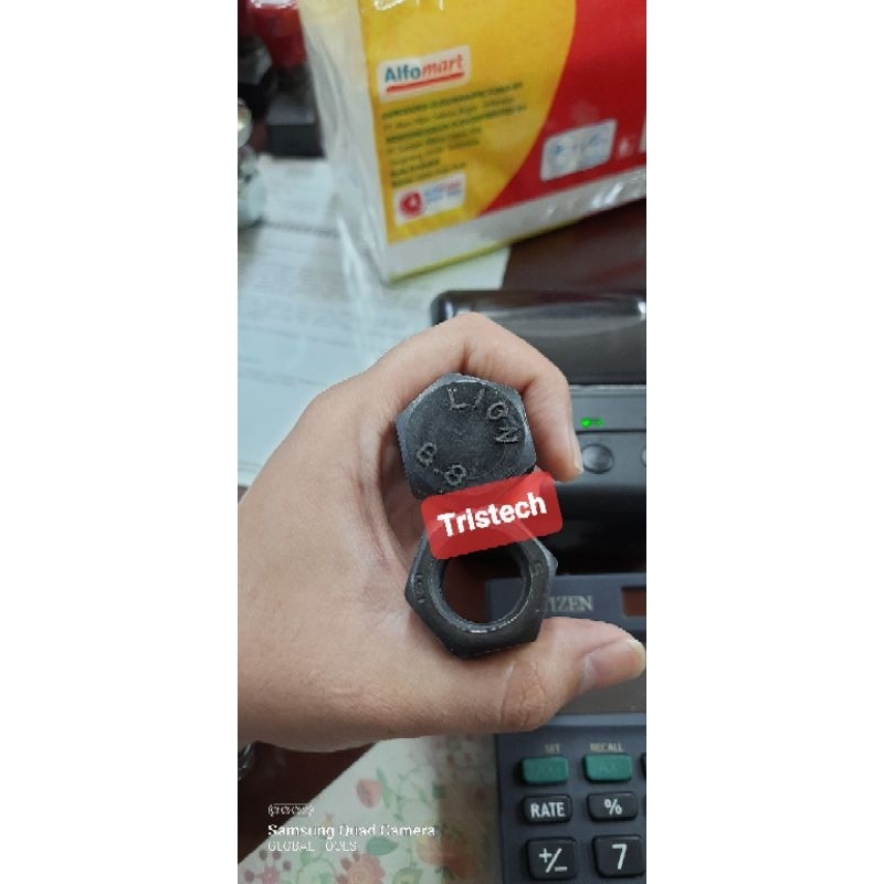 น็อตสลักเกลียวเหล็ก m20x50 คีย์ 30 สลักเกลียวหกเหลี่ยม m20 x 50 เหล็ก 8.8 htb น็อตสลักเกลียวแรงดึงสู