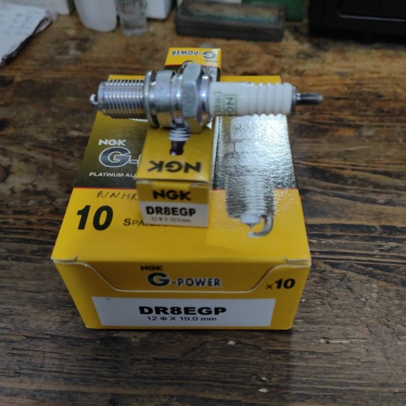 หัวเทียน Ngk racing g-power DR8EGP
