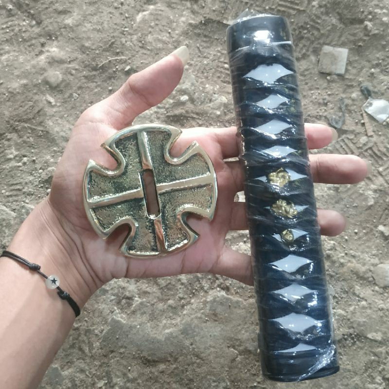 มือจับ Tanto+Tsuba Zoro Sandai Taketsu