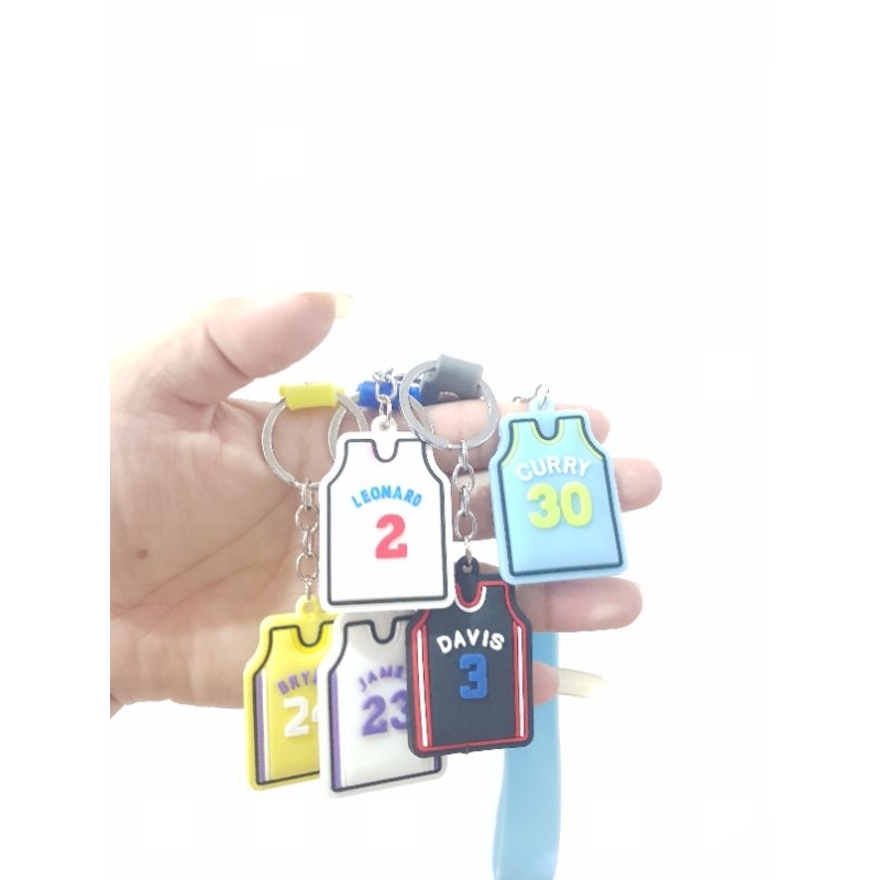 GANTUNGAN NBA พวงกุญแจเสื้อผ้า พวงกุญแจรถมอเตอร์ไซค์ พวงกุญแจห้อยกระเป๋า