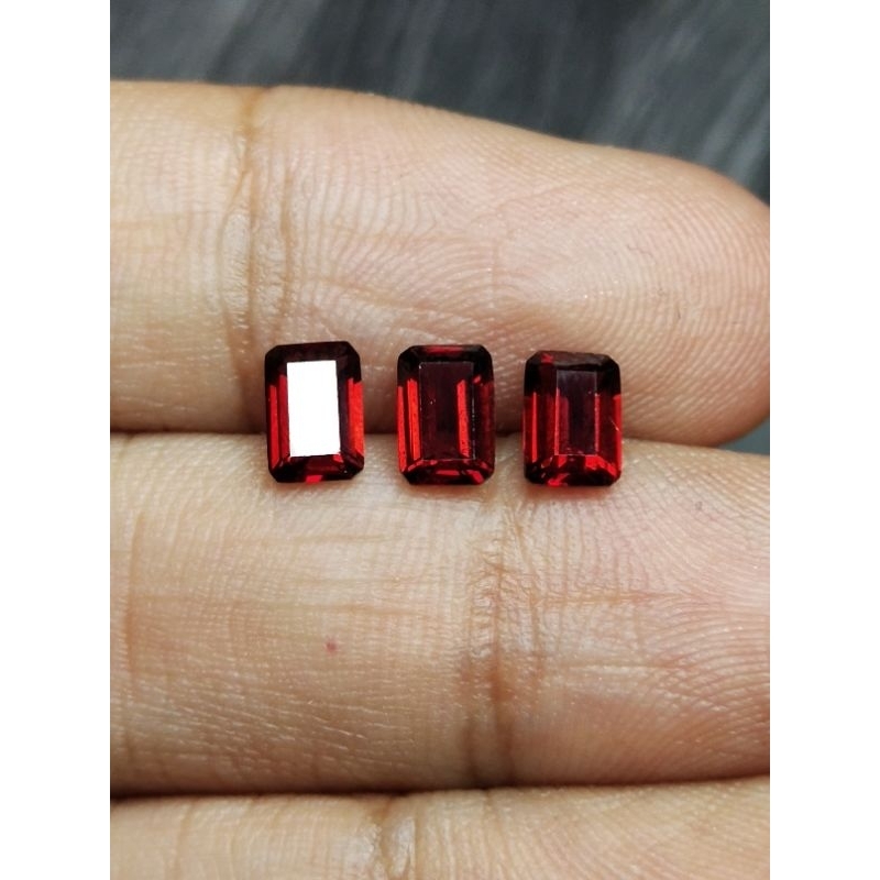 MERAH Natural Garnet 6x4 mm VS Super Octagon Step Cutting Red Original