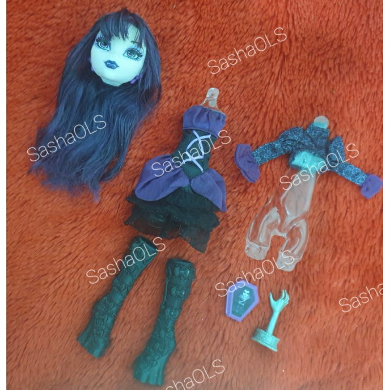 เสื้อผ้าตุ๊กตา Monster High Elissabat - แอคชั่นกล้อง Frights - Preloved Ori Mattel ไม่ใช่บาร์บี้