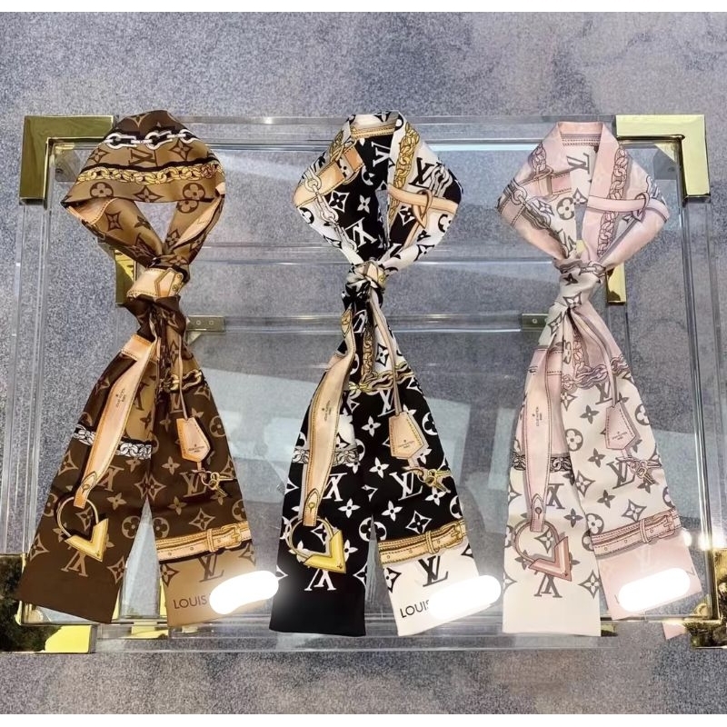 กระเป๋า lv ผ้าพันคอทแยงกี้