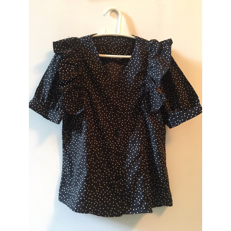 เสื้อนัวเนีย Grl****