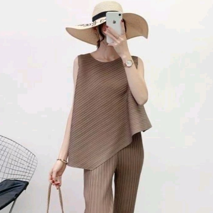 •ECLAIRE• 003 ASYMMETRIC BLOUSE KOREA KIKO